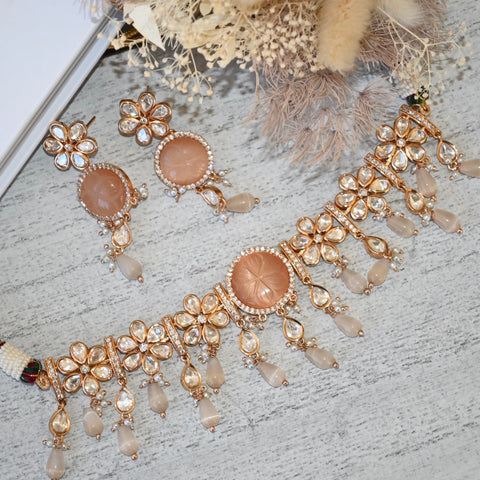 HENEYA ~ Peach Kundan necklace set