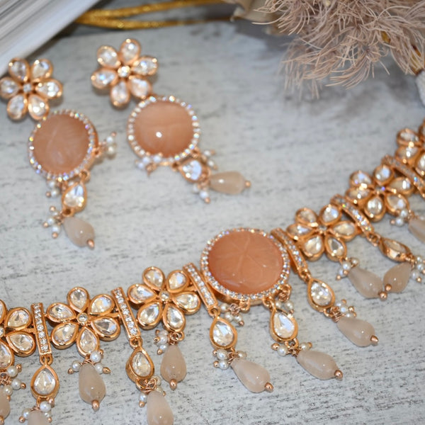 HENEYA ~ Peach Kundan necklace set