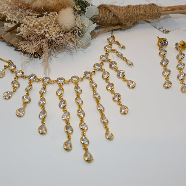 AMBAR ~ Gold tone chandelier type necklace set with earrings