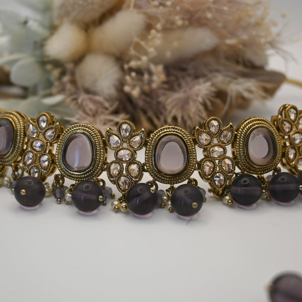 Vita- purple stone choker set with earrings and mangtika