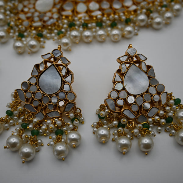 LOUVE- gold plated mother of pearl semi precious necklace set with matching mangtika and earrings