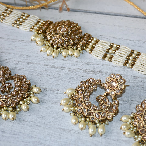 AFSANA ~ AD choker necklace set with earrings and mangtika in antique gold and ivory