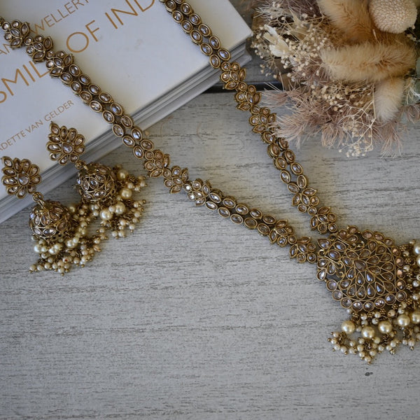 DILBAR ~ long AD necklace and earrings