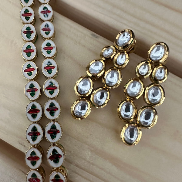 KAVITA ~ kundan necklace set